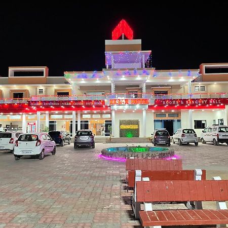 Kesar Hotel Viramgam Zewnętrze zdjęcie
