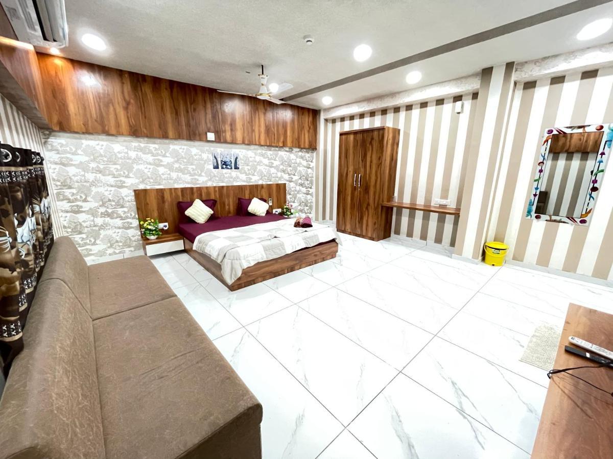 Kesar Hotel Viramgam Zewnętrze zdjęcie